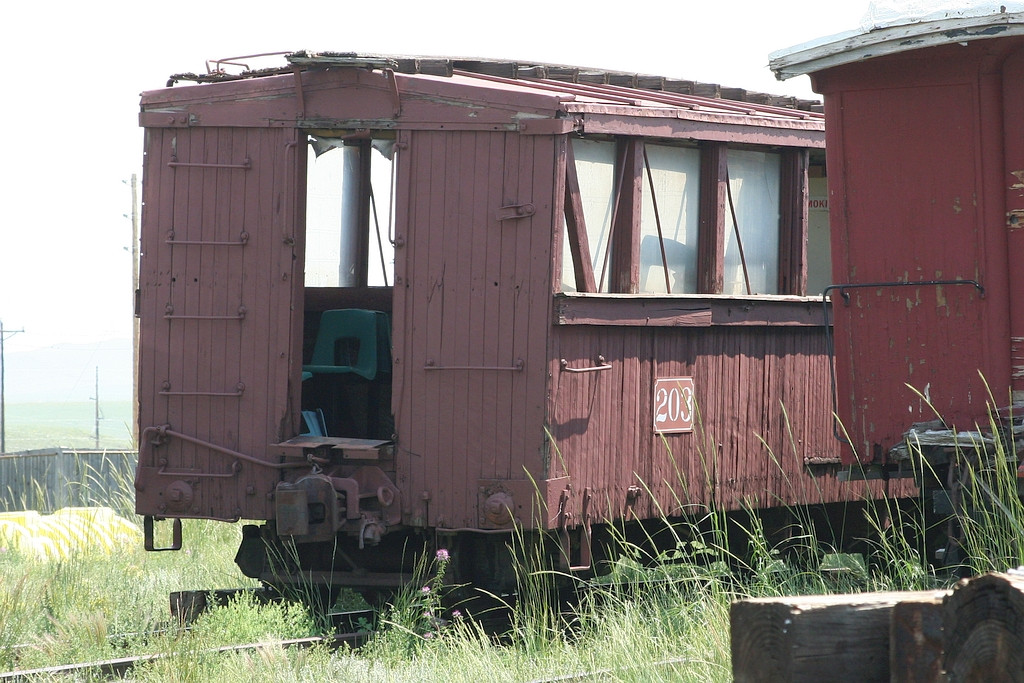 Unknown passenger car